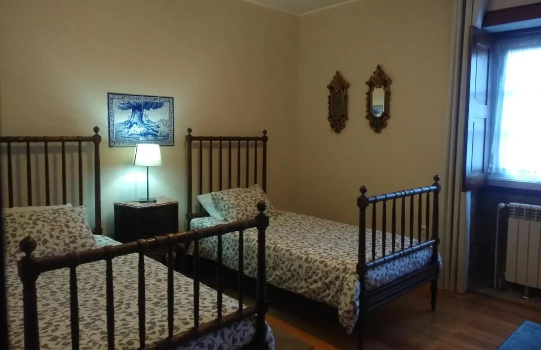 Casa de Santa Bárbara - Cinfães-1